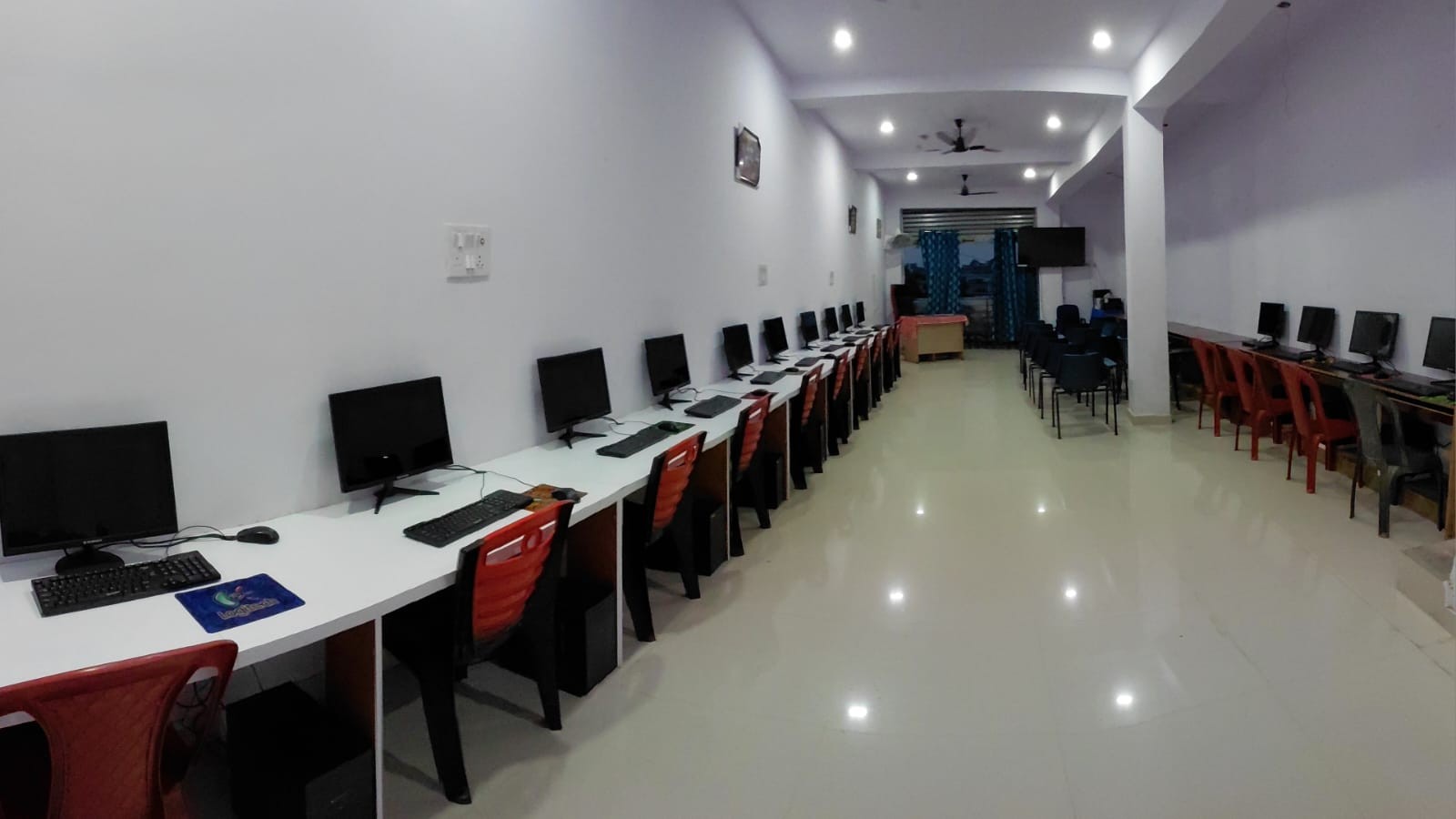 Gallery Photo 10